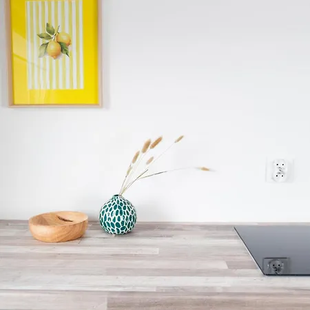 Проживание в семье Garden - Old Town